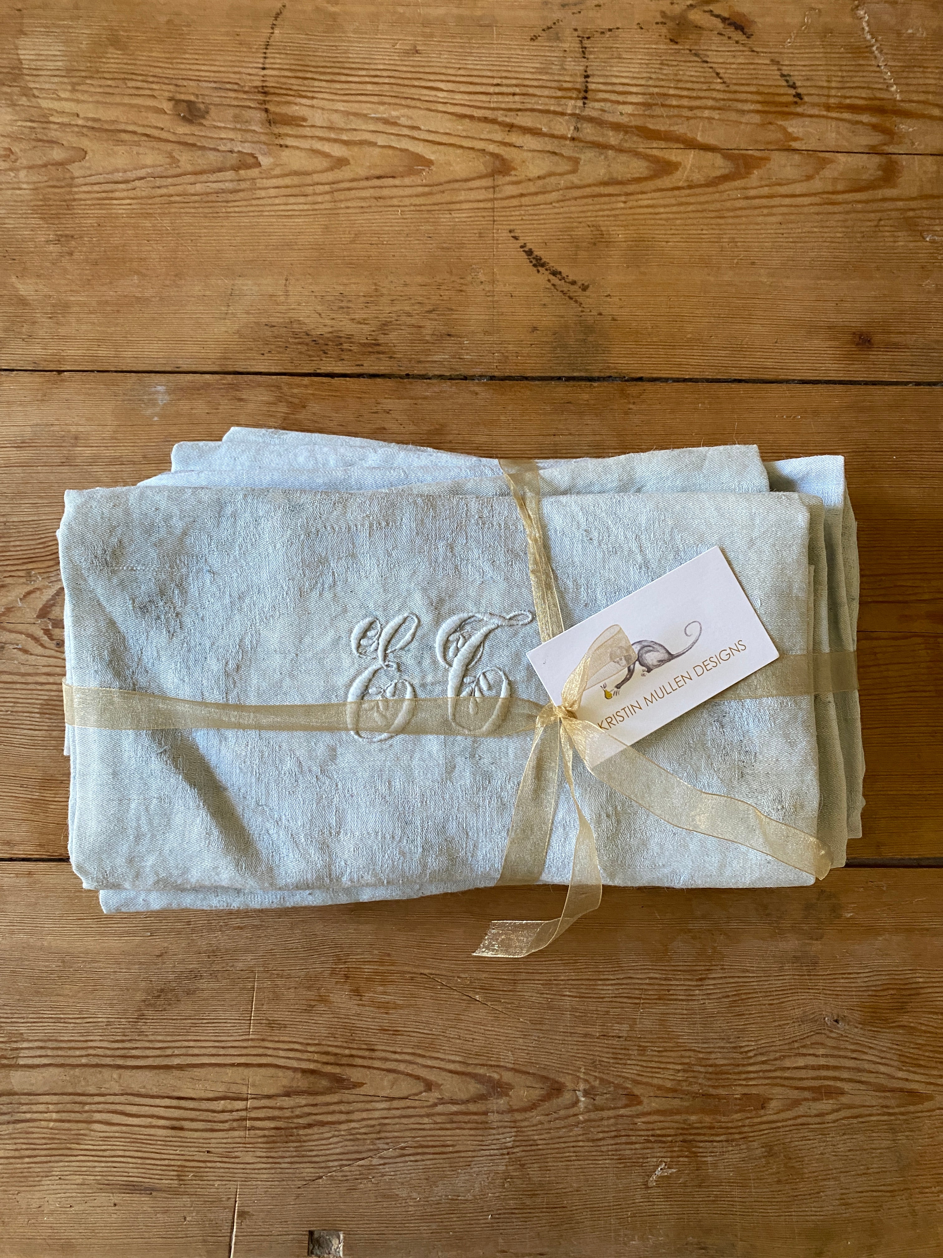 Ensemble de serviettes monogrammées vintage teintes à la main