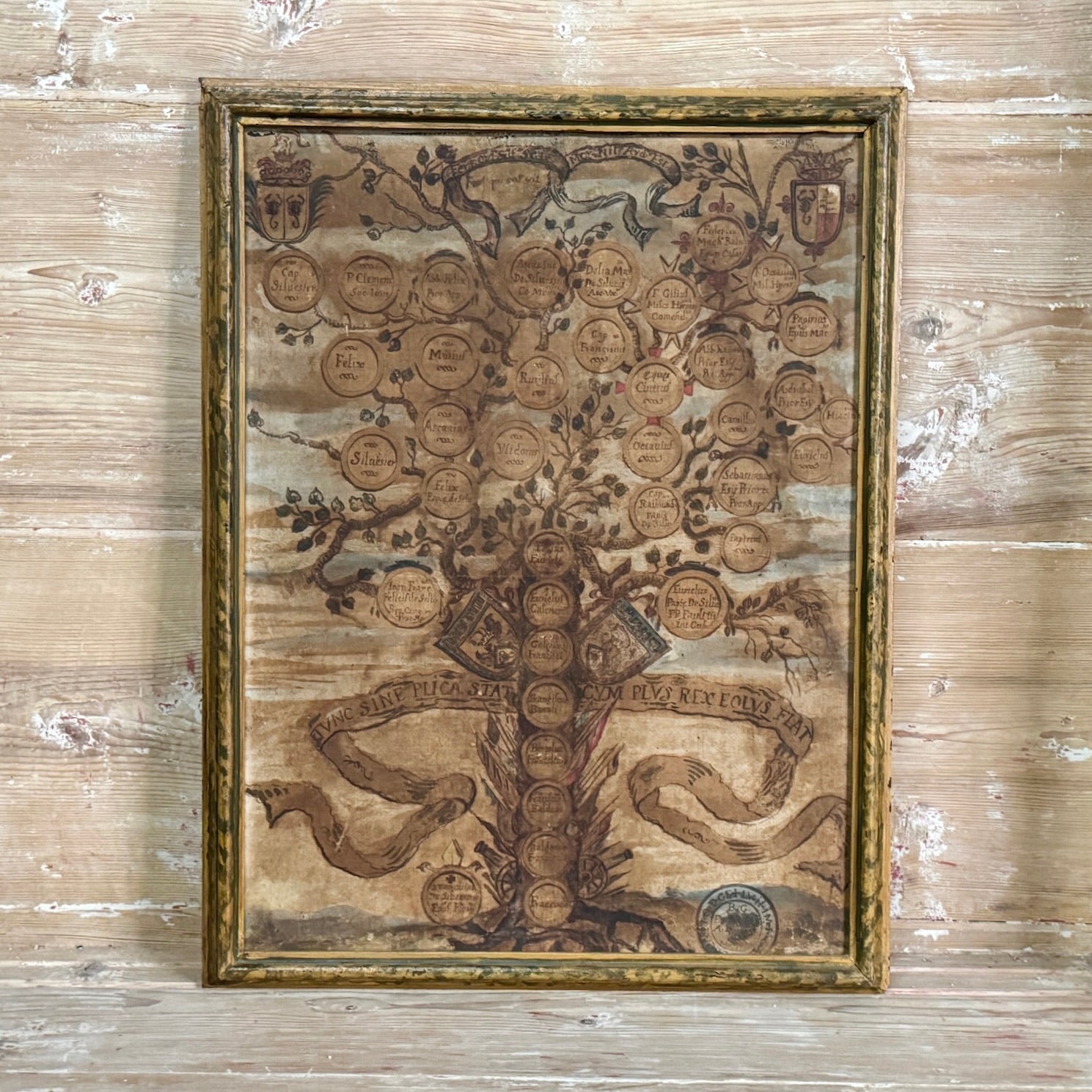 Paire d'arbres généalogiques peints à la main avec armoiries du XVIIIe siècle