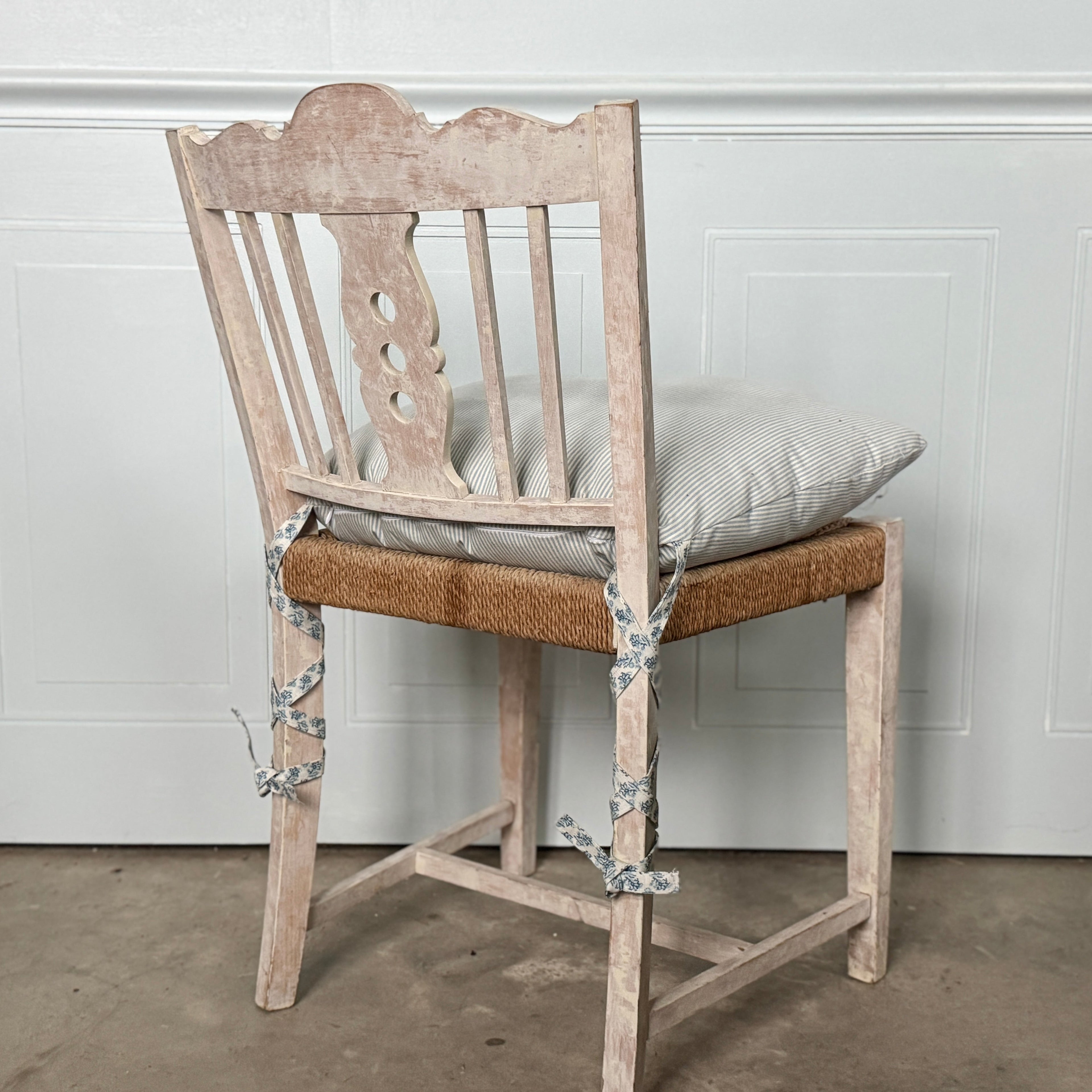 Chaises suédoises à assise en jonc, lot de 4, vintage, années 1950