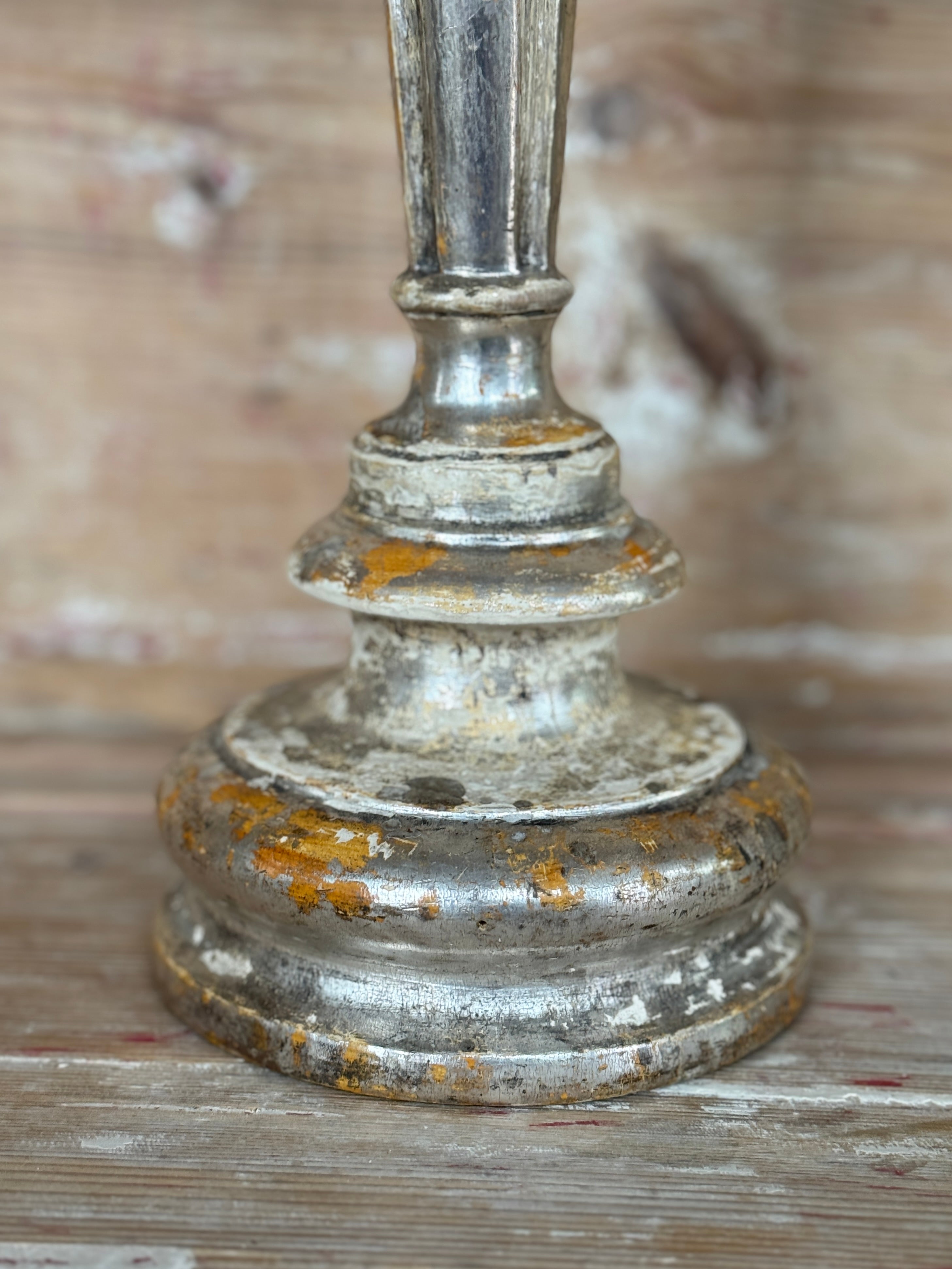 Paire de bougeoirs Louis XVI en argent