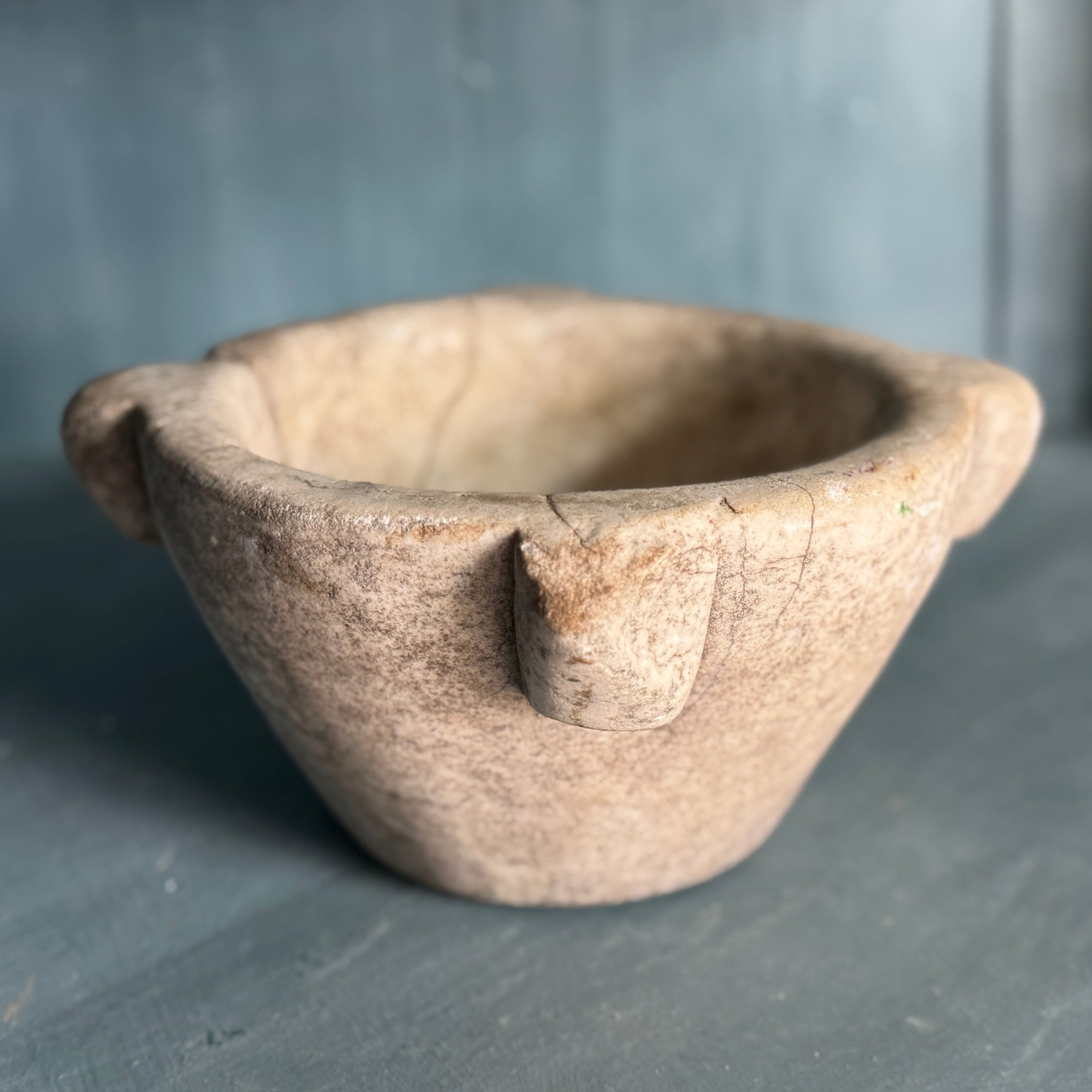 Mortier en marbre français antique