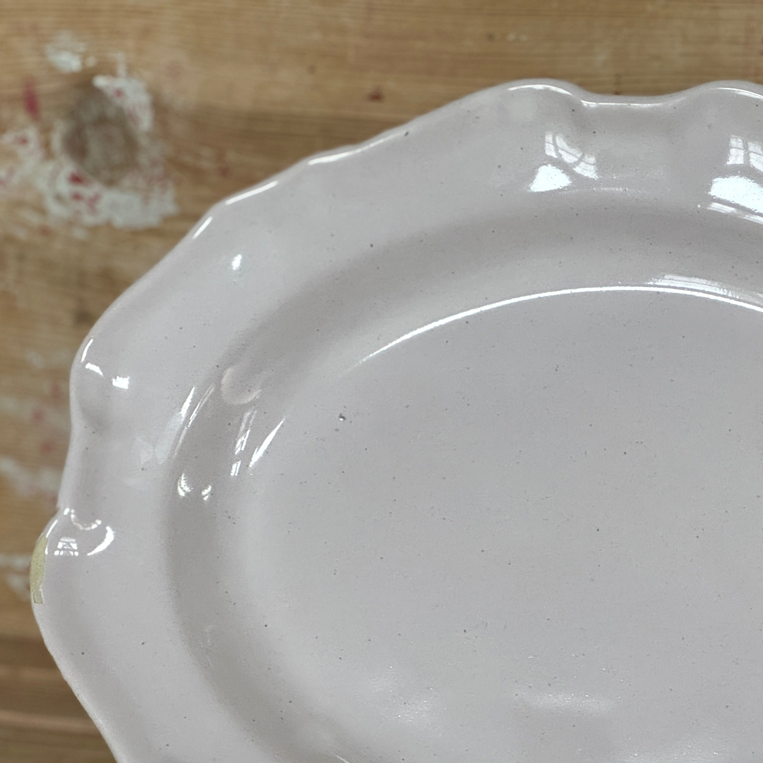 Plat en faïence, vers 1800