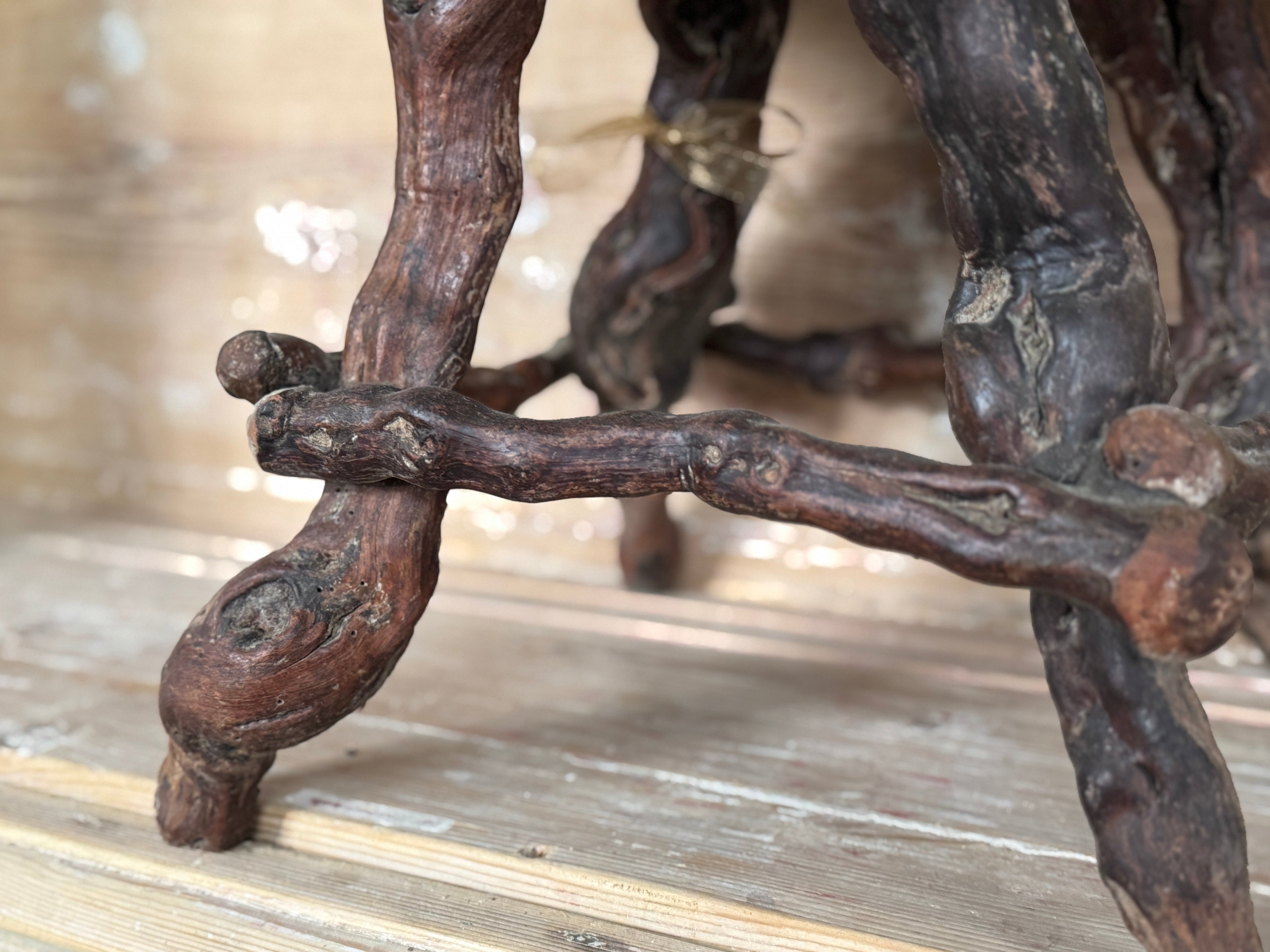 Tabouret européen Grapevine vers 1950