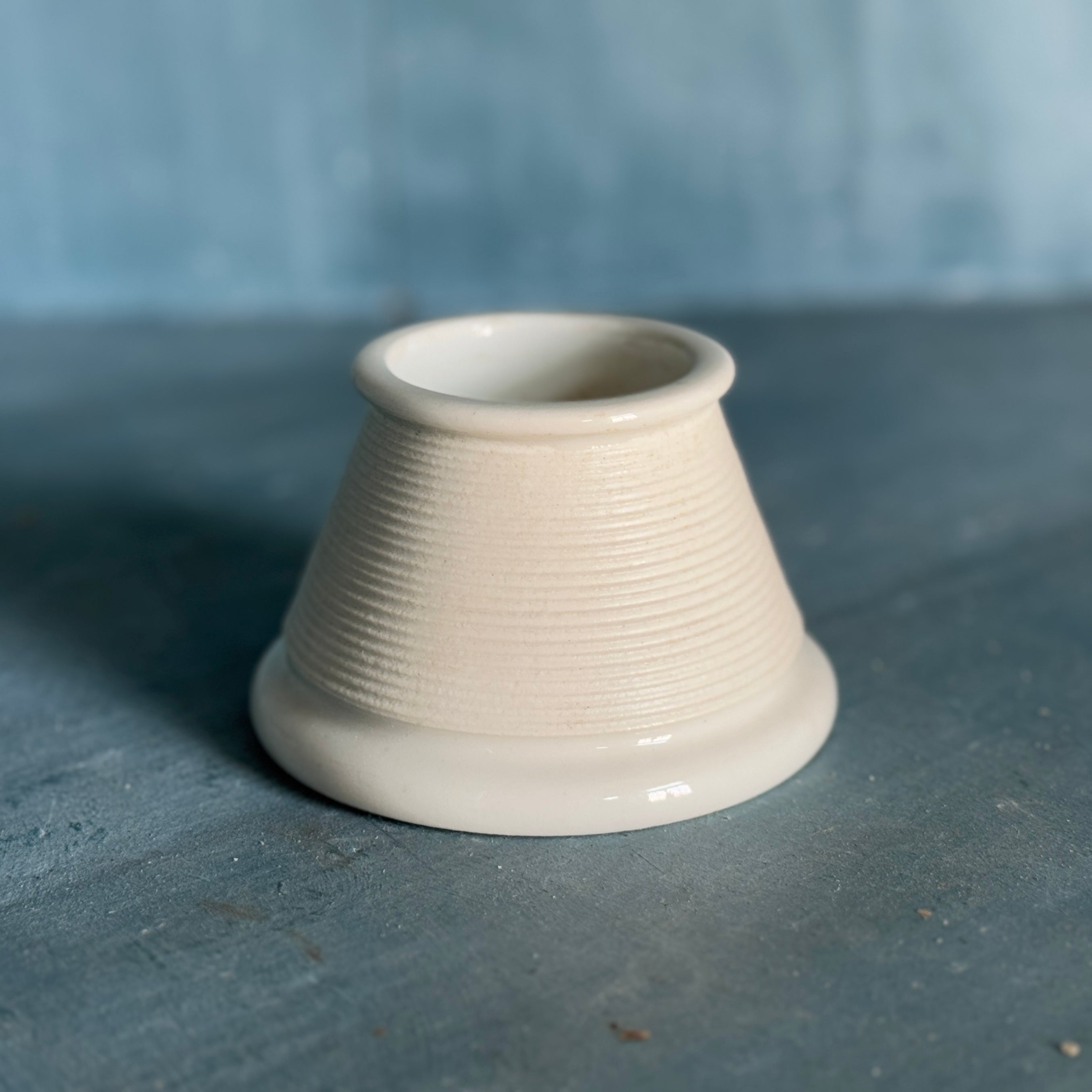 Allumette belge vintage en pierre de fer