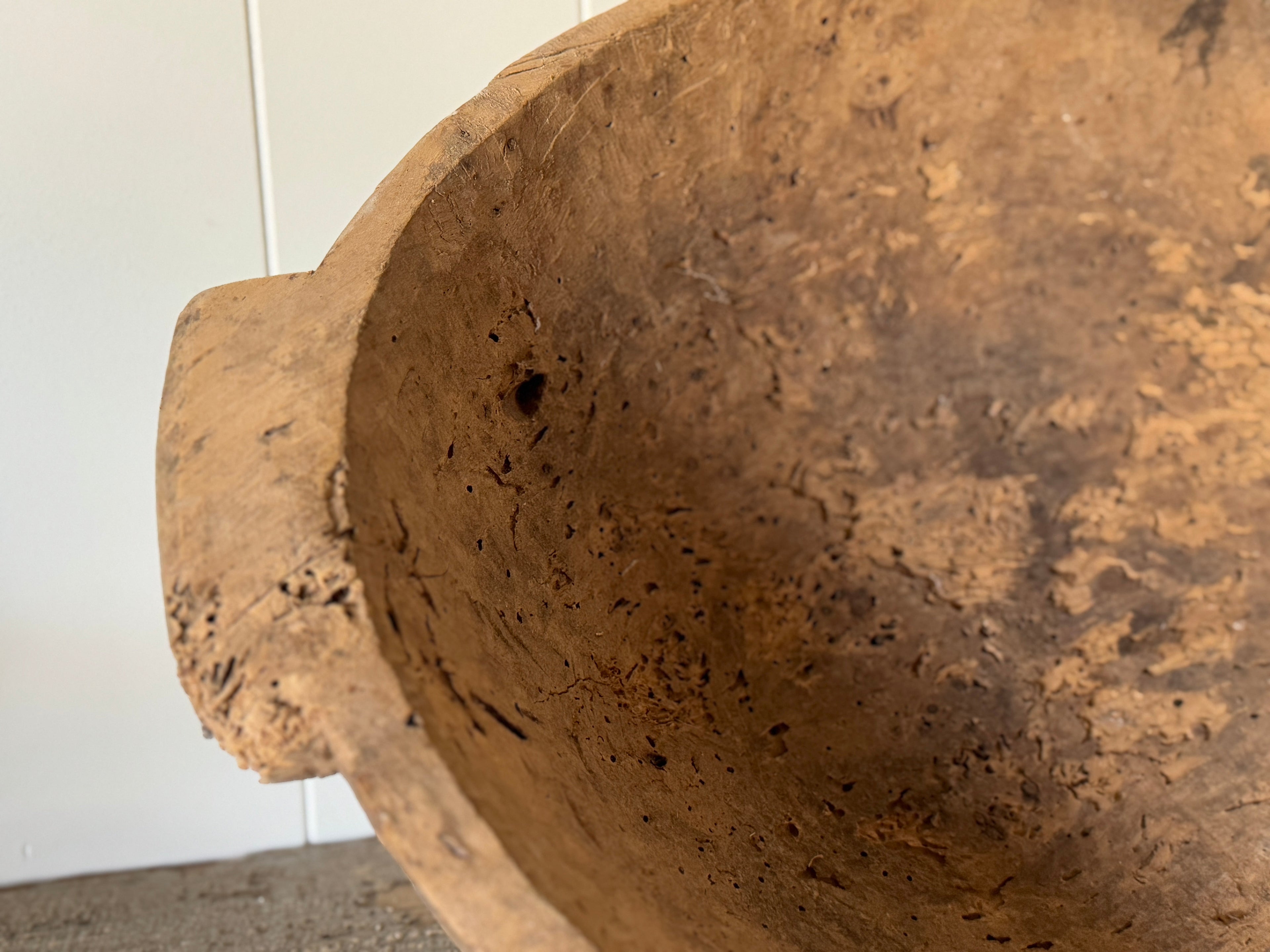 Bol en bois de ferme antique