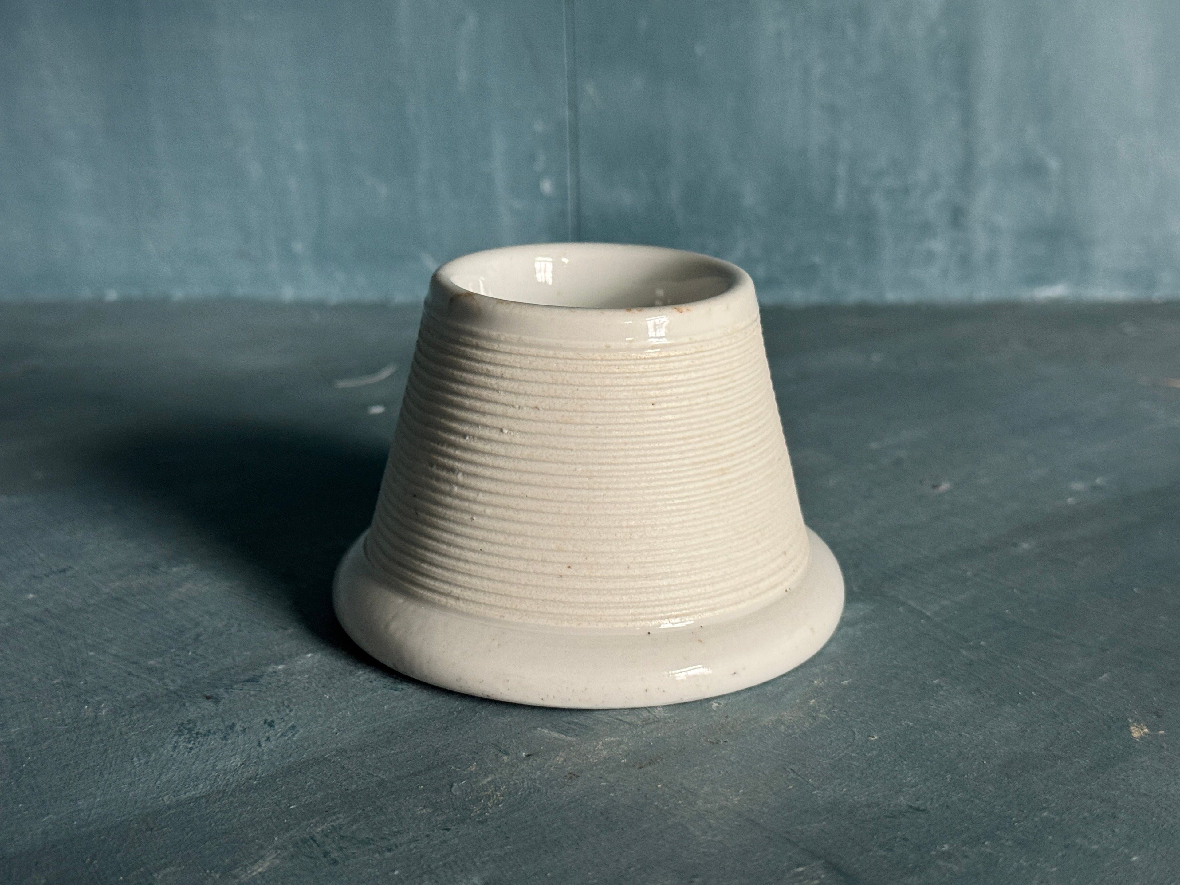 Allumette belge vintage en pierre de fer