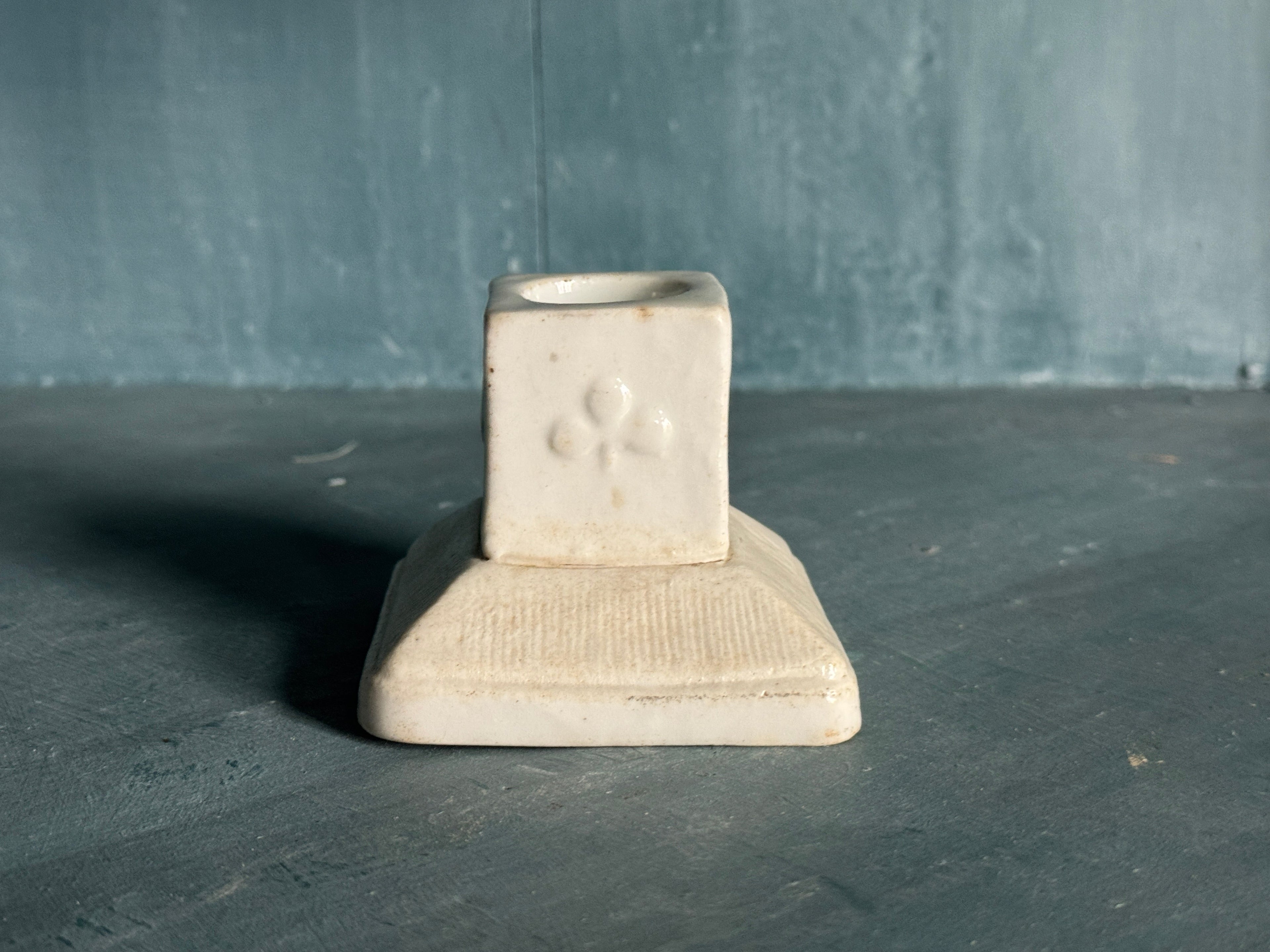 Allumette belge vintage en pierre de fer