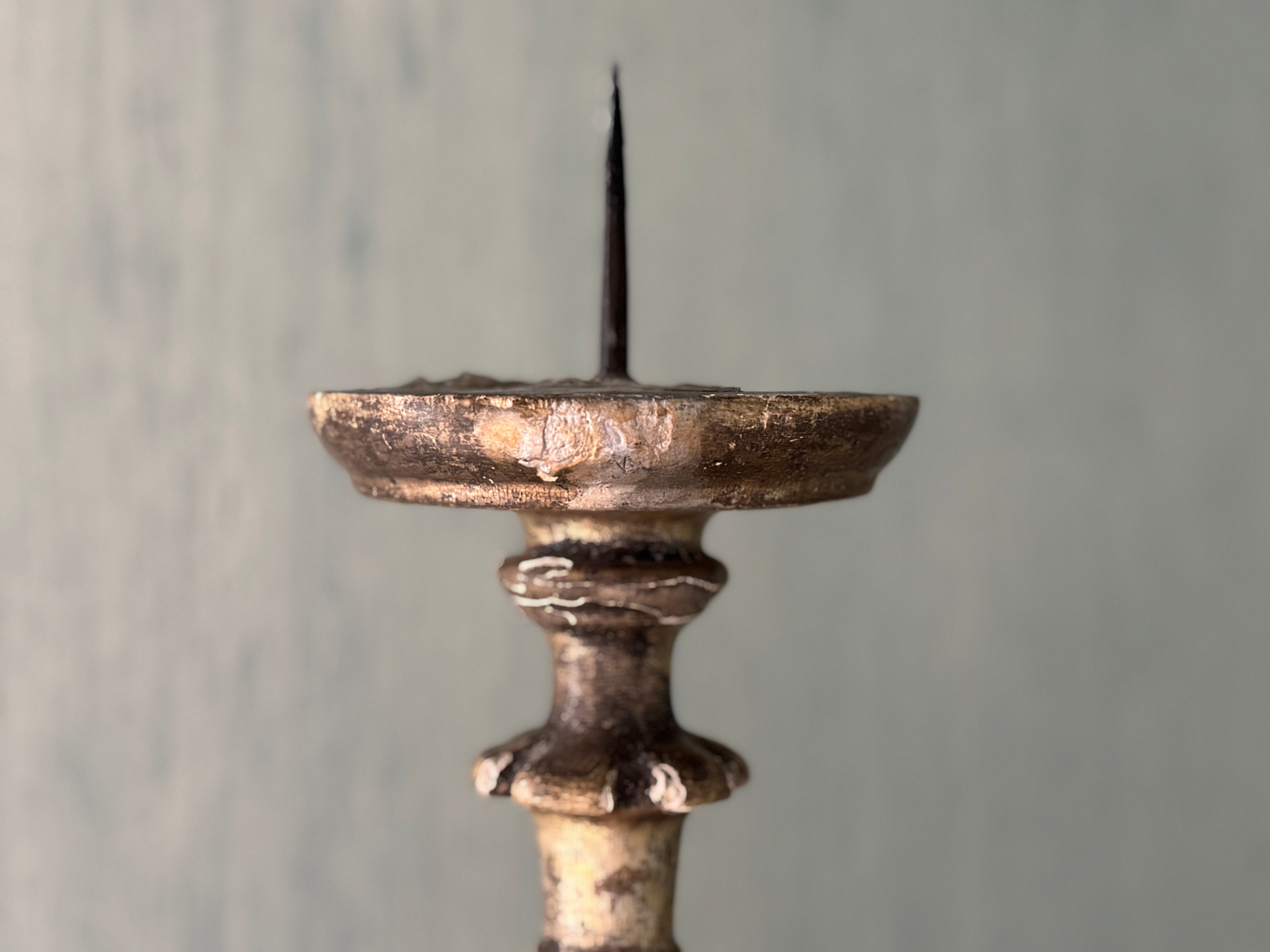 Chandelier en bois vers 1800