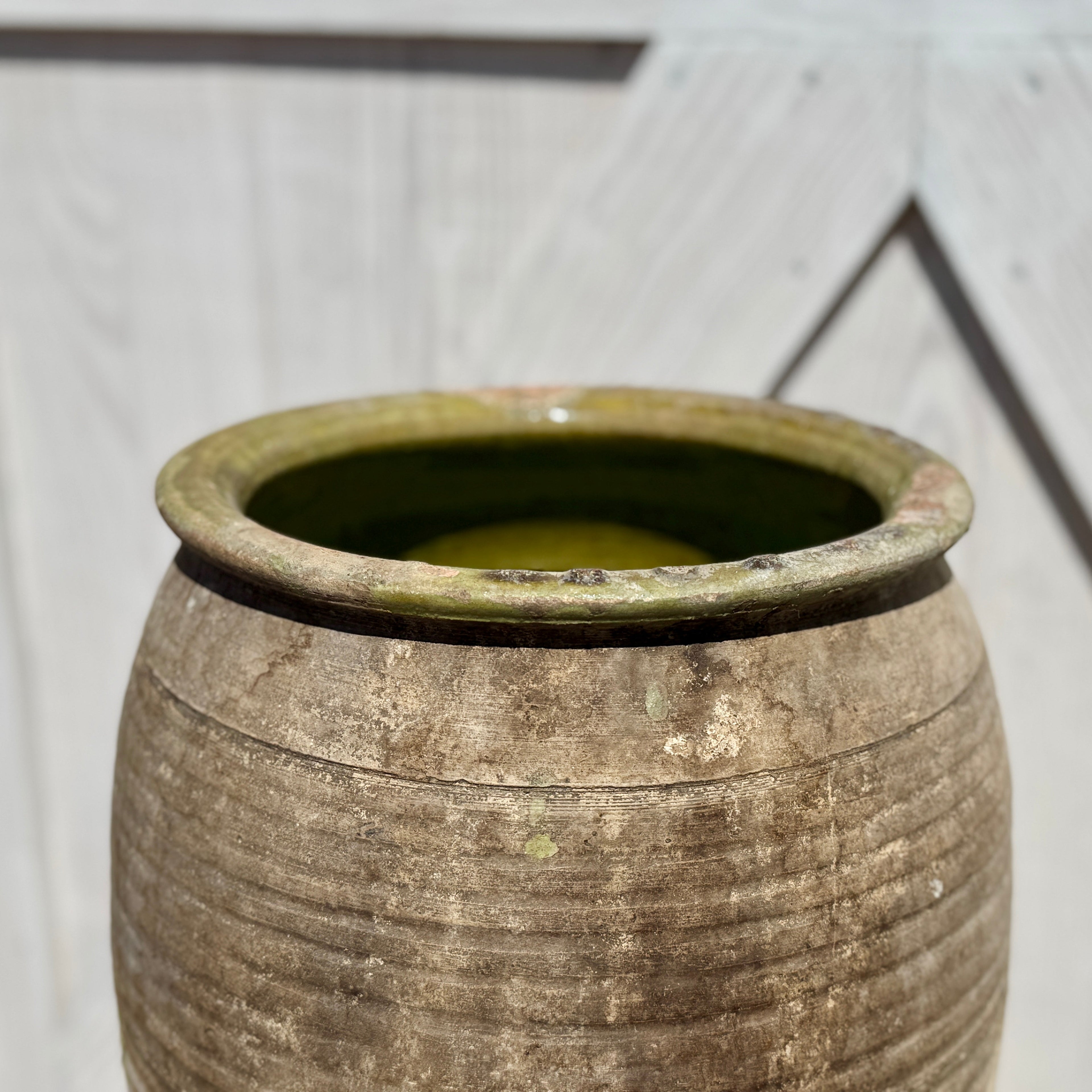 Pot à huile d'olive espagnol vintage avec détails striés