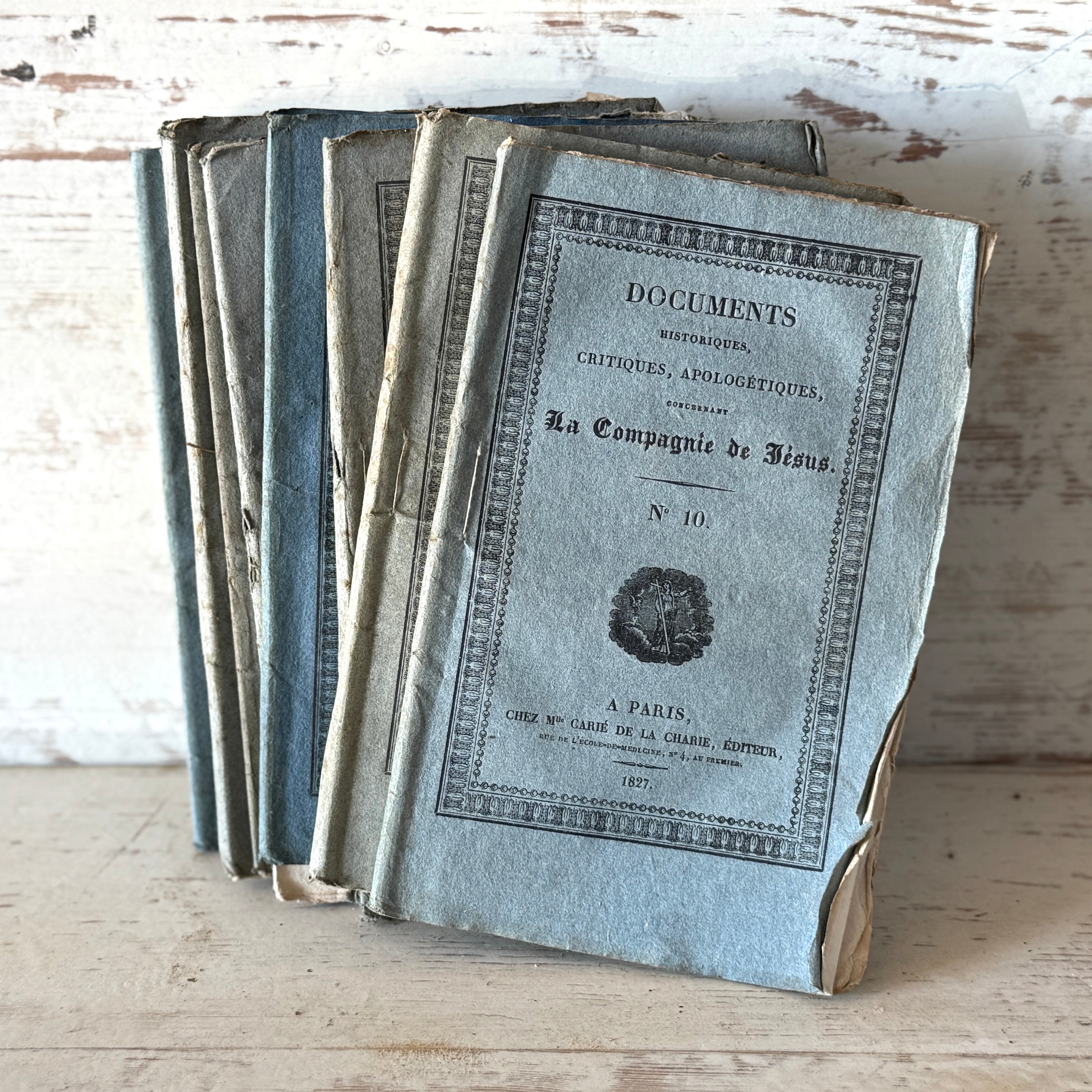 Ensemble de 11 Documents Historiques Bleus Anciens