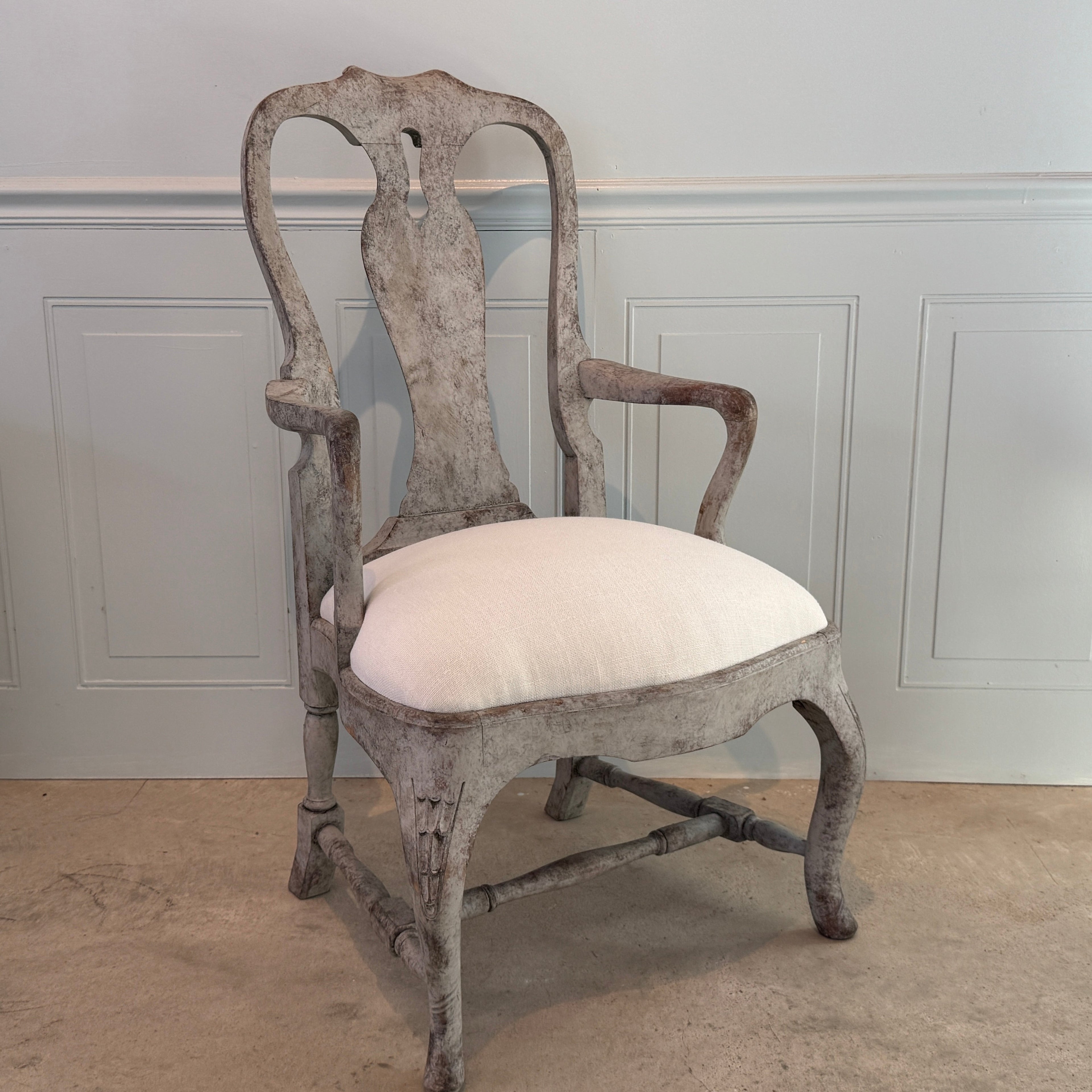 Paire de fauteuils rococo suédois vers 1900
