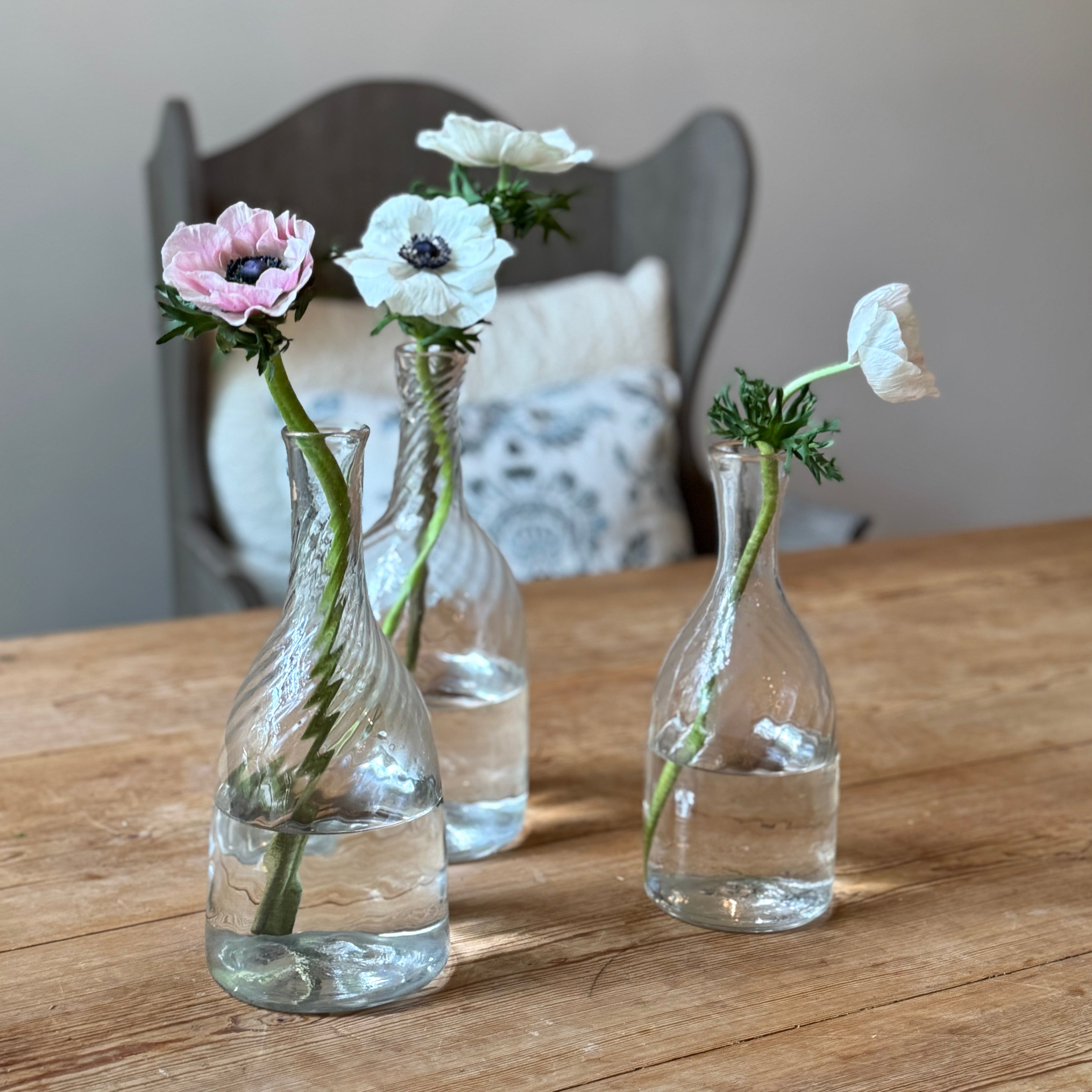 Carafe en verre antique soufflé à la main