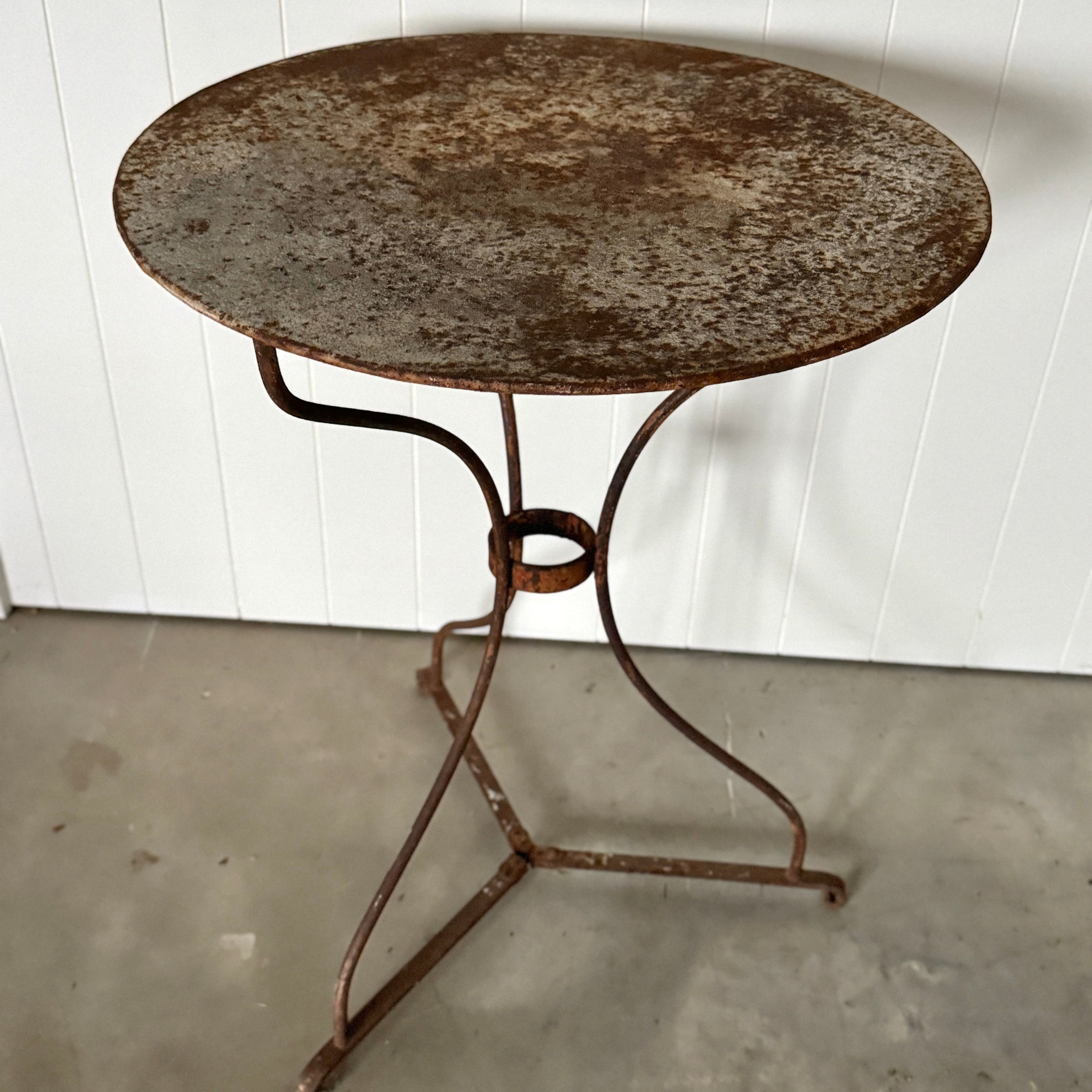 Table de bistrot ancienne en fer patiné 
