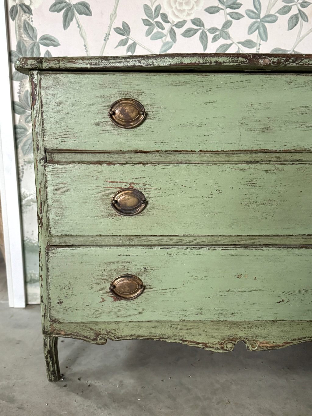 Commode baroque suédoise des années 1880 en vert verdoyant
