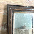 Miroir ancien avec cadre en bois vieilli