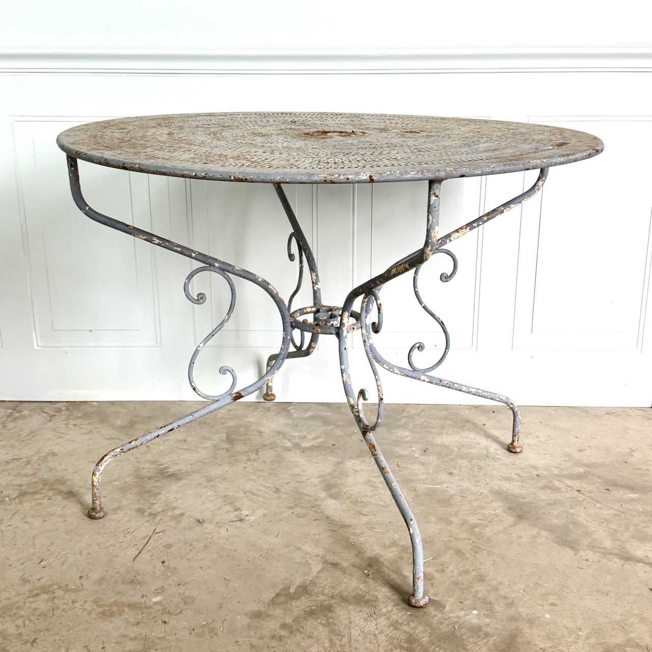 Table de jardin ancienne en métal français