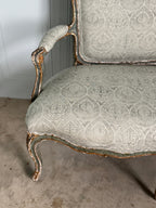 Canapé Louis XV belge ancien, récemment recouvert de lin imprimé