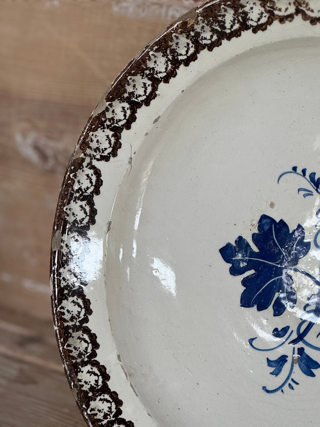 Ensemble de 5 assiettes du XIXe siècle provenant des Pouilles, en Italie