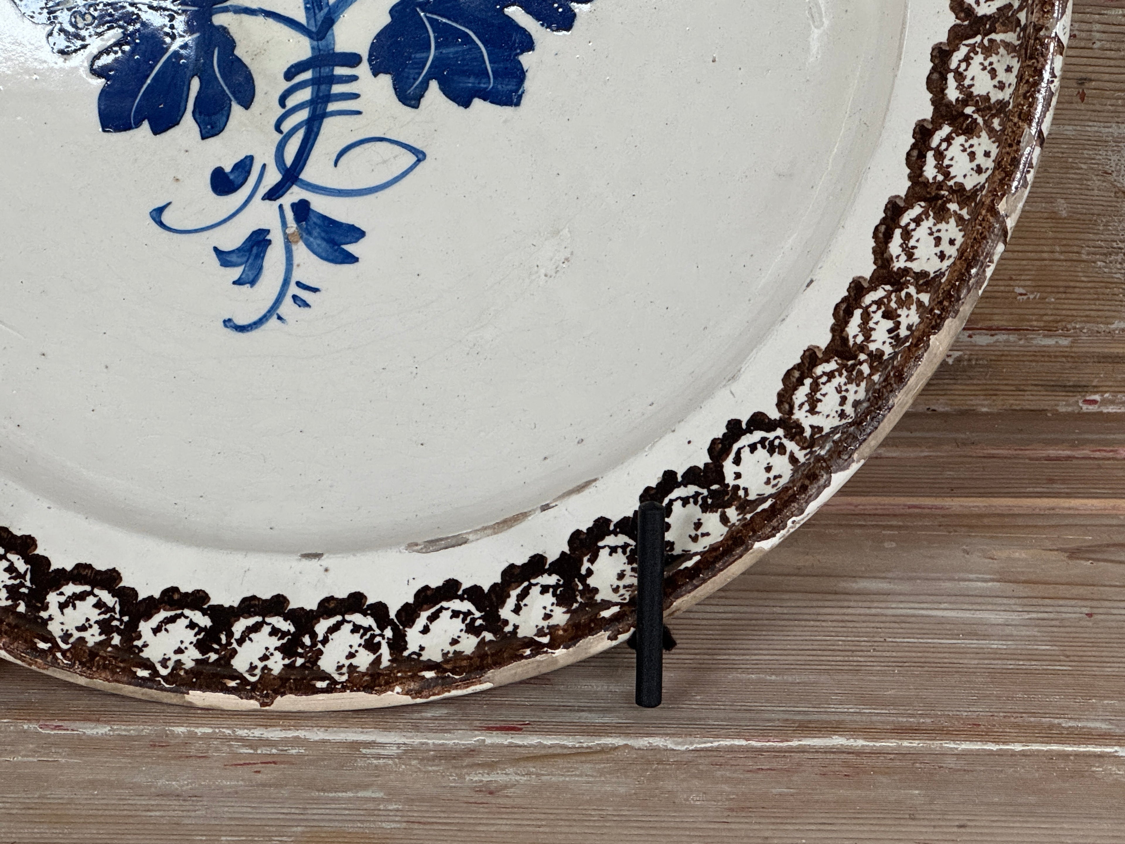 Ensemble de 5 assiettes du XIXe siècle provenant des Pouilles, en Italie