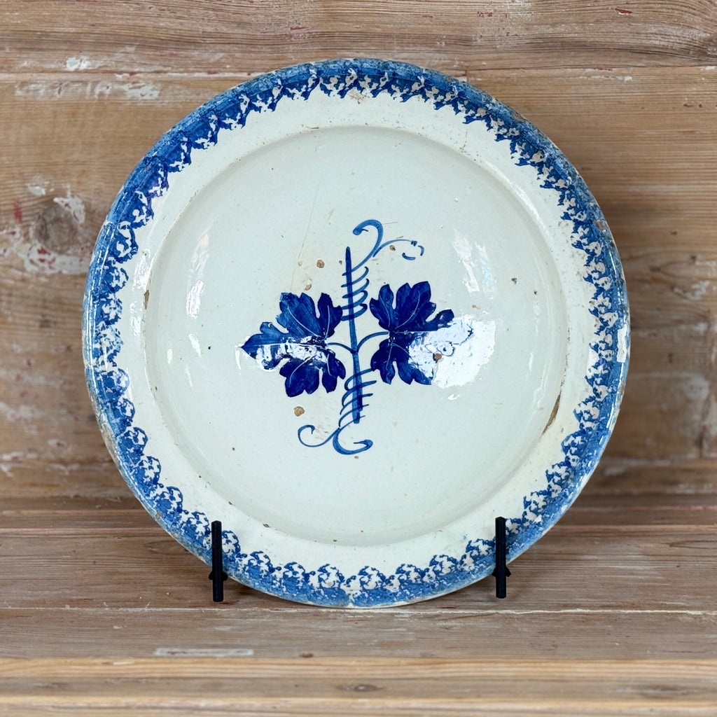 Ensemble de 5 assiettes du XIXe siècle provenant des Pouilles, en Italie
