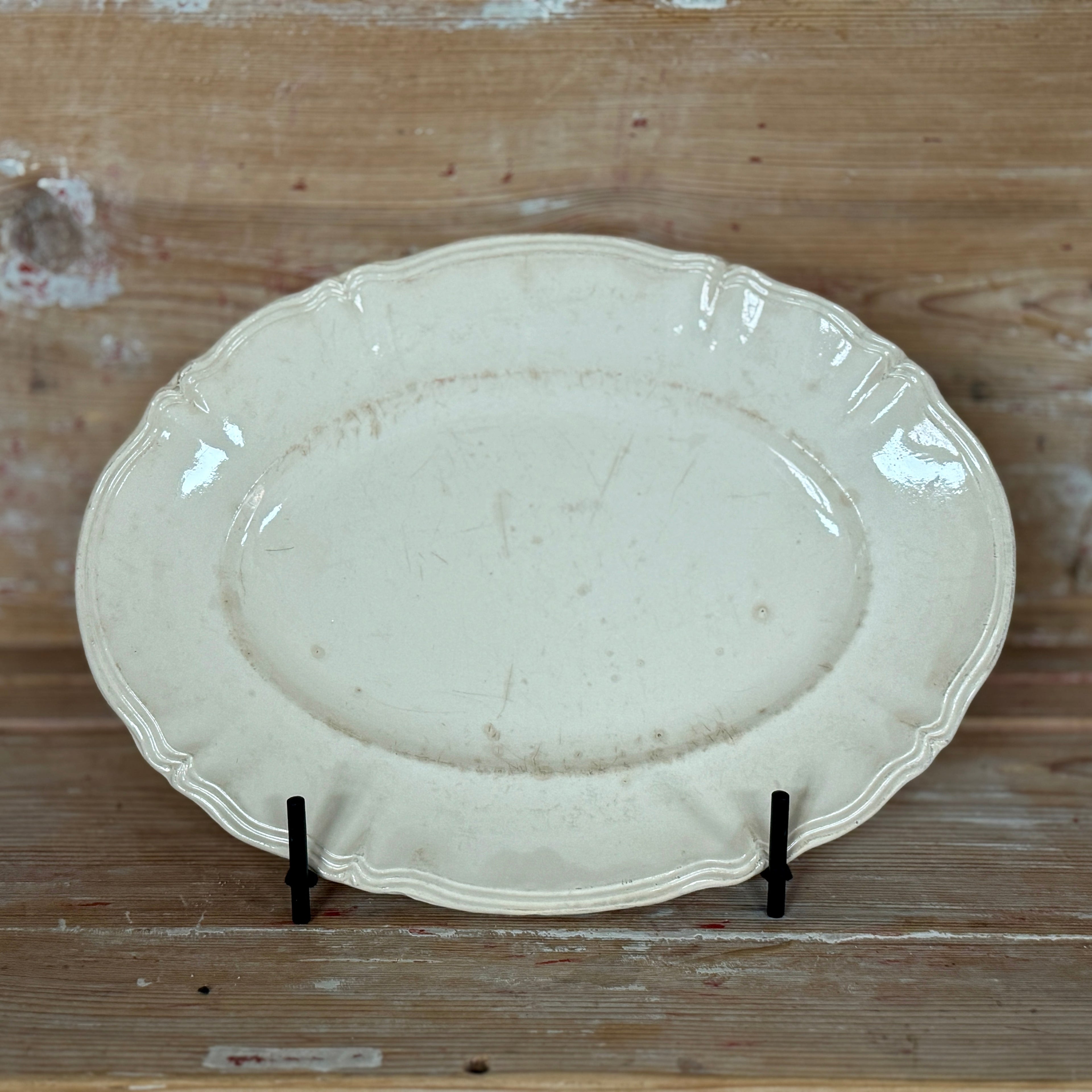 Plat en faïence, vers 1800