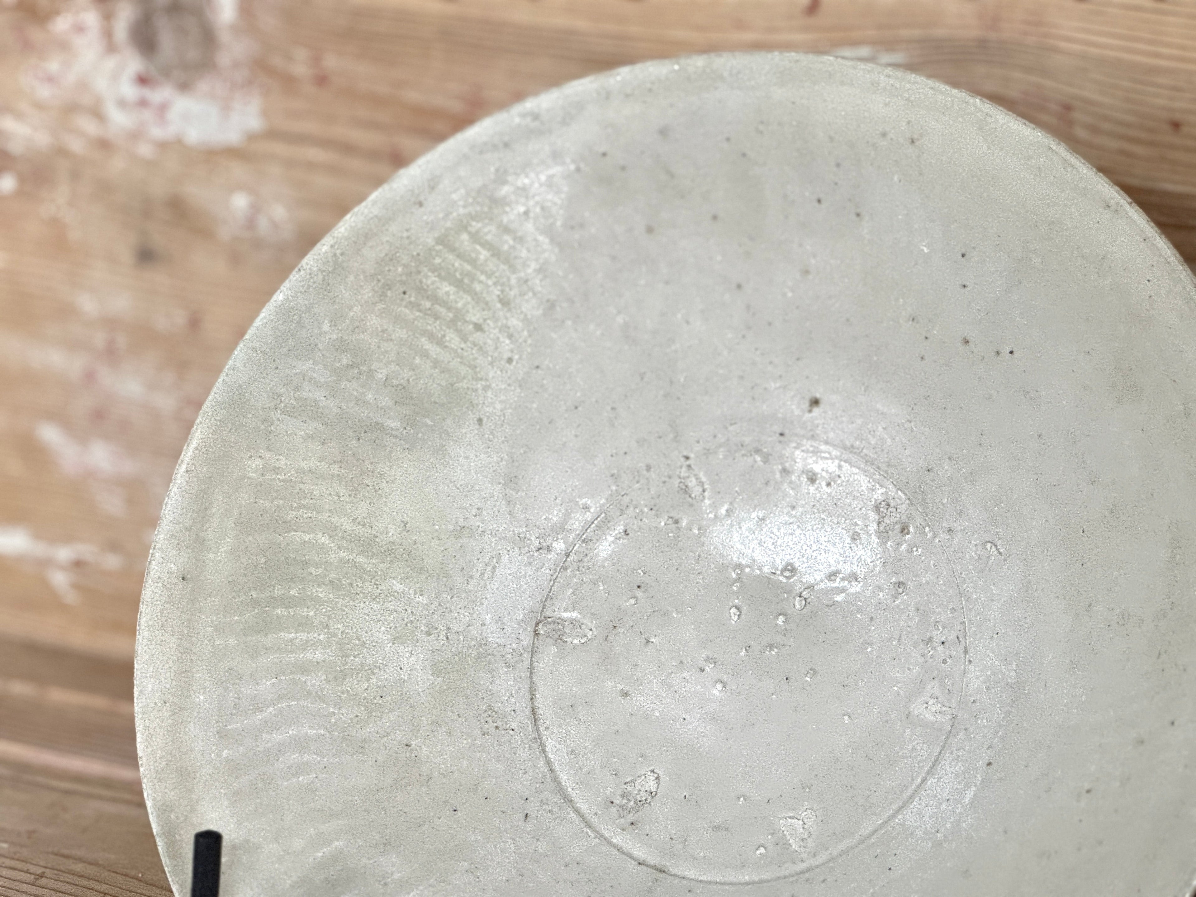Bol chinois ancien à glaçure laiteuse