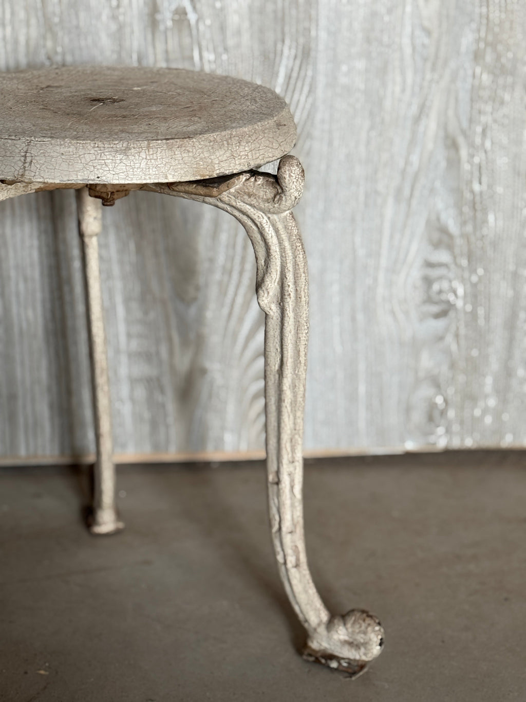 Tabouret de bistrot guéridon français
