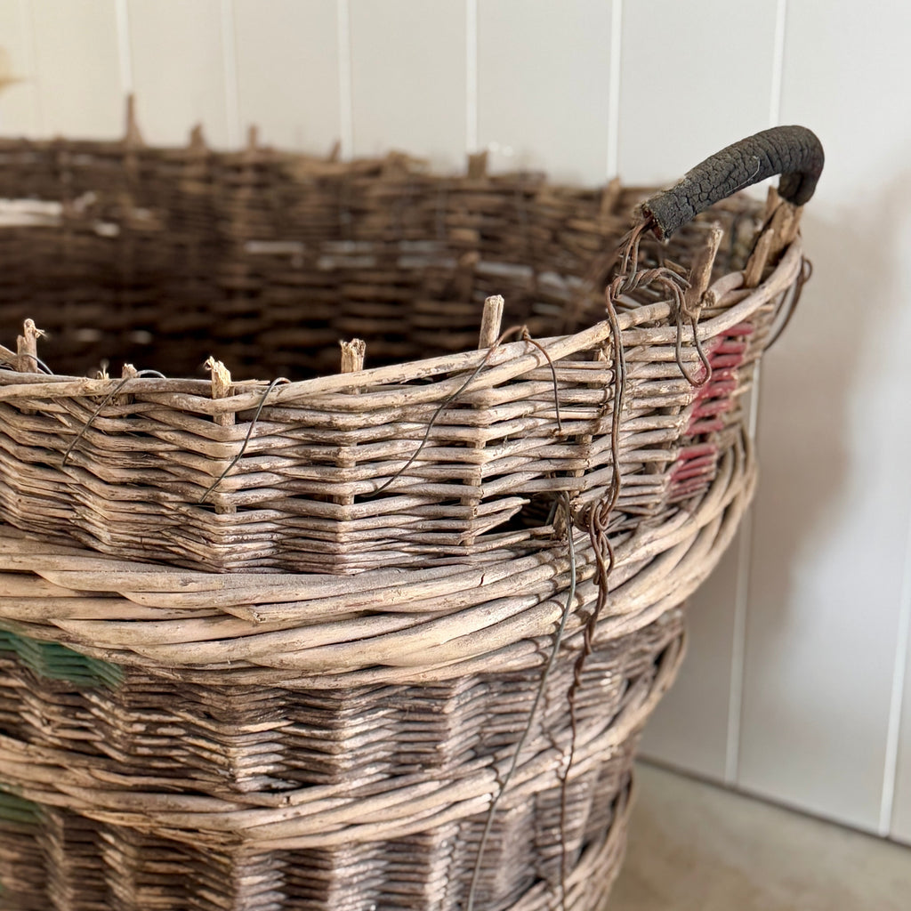 Panier de récolte européen antique