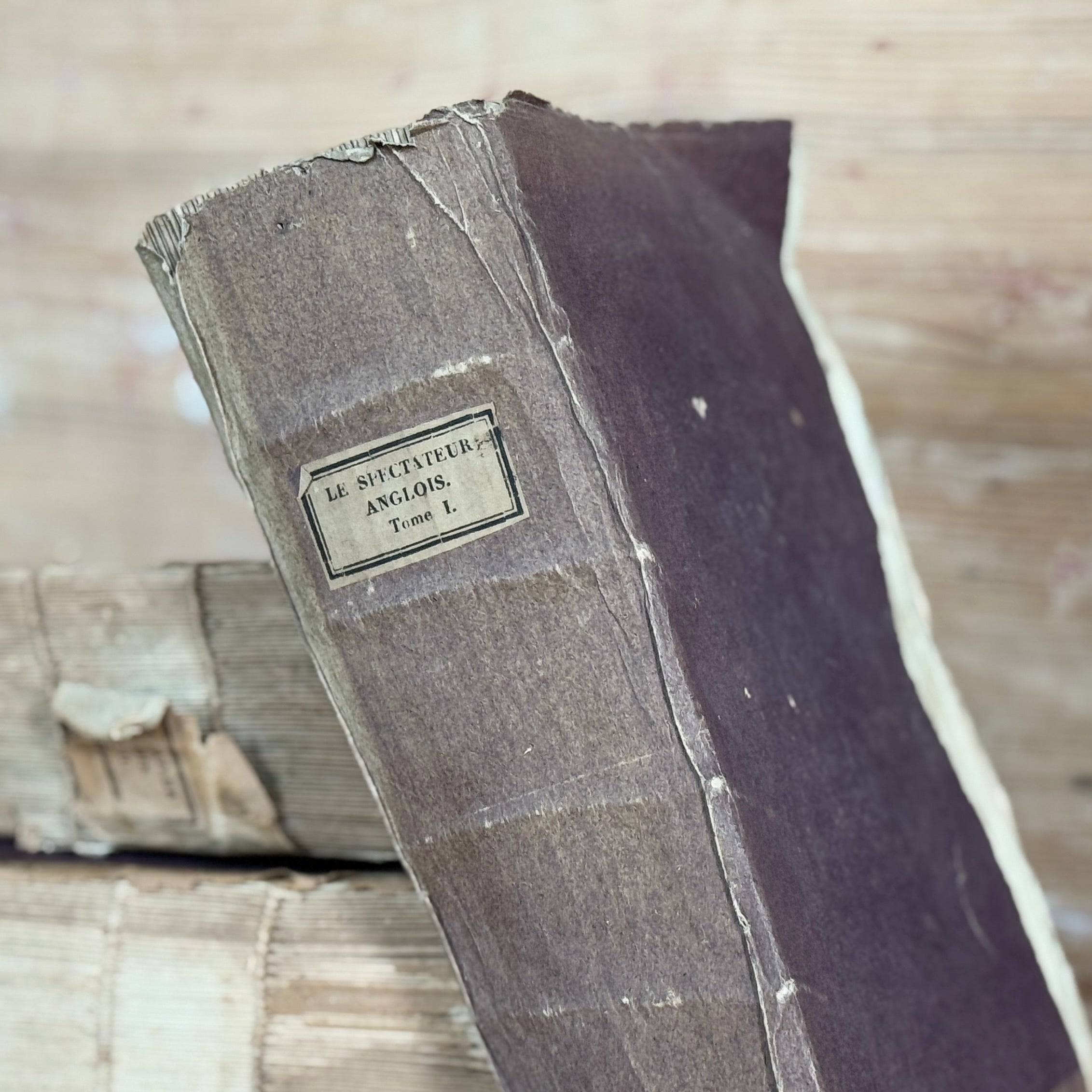 Lot de 3 livres anciens français aubergine