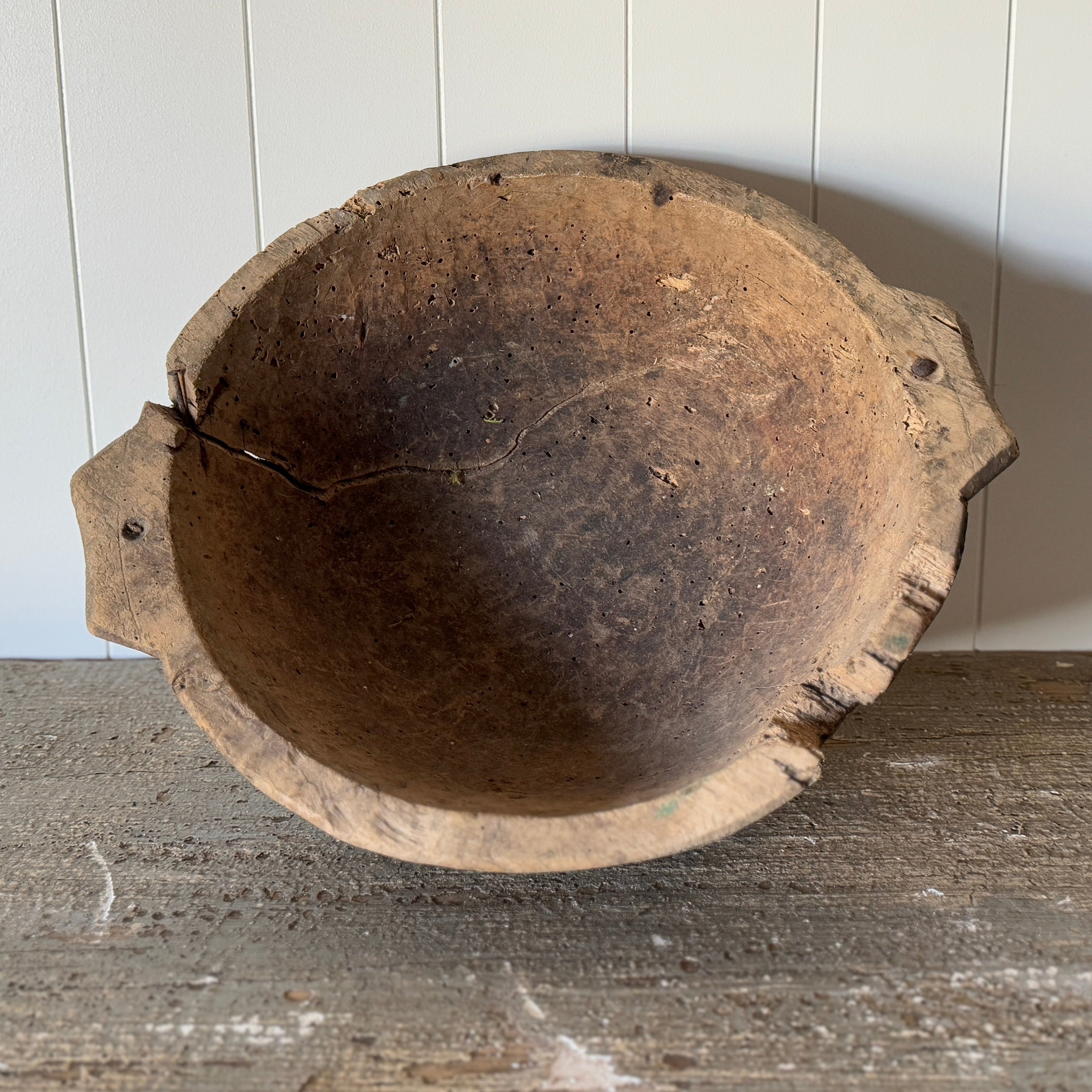 Bol en bois de ferme antique
