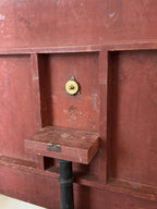Table suédoise antique à plateau basculant en racine d'aulne blanchie, vers 1920