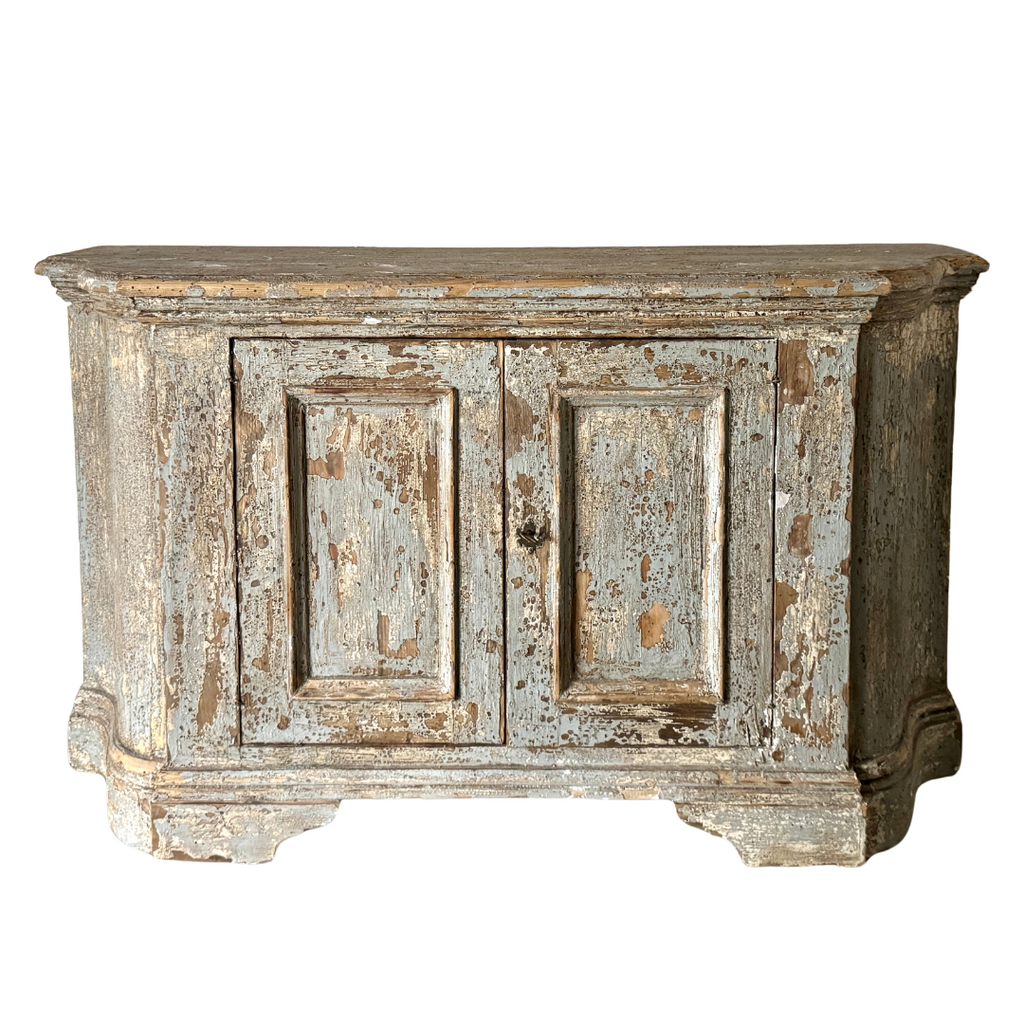 Superbe buffet de reproduction fabriqué à partir de bois toscan récupéré