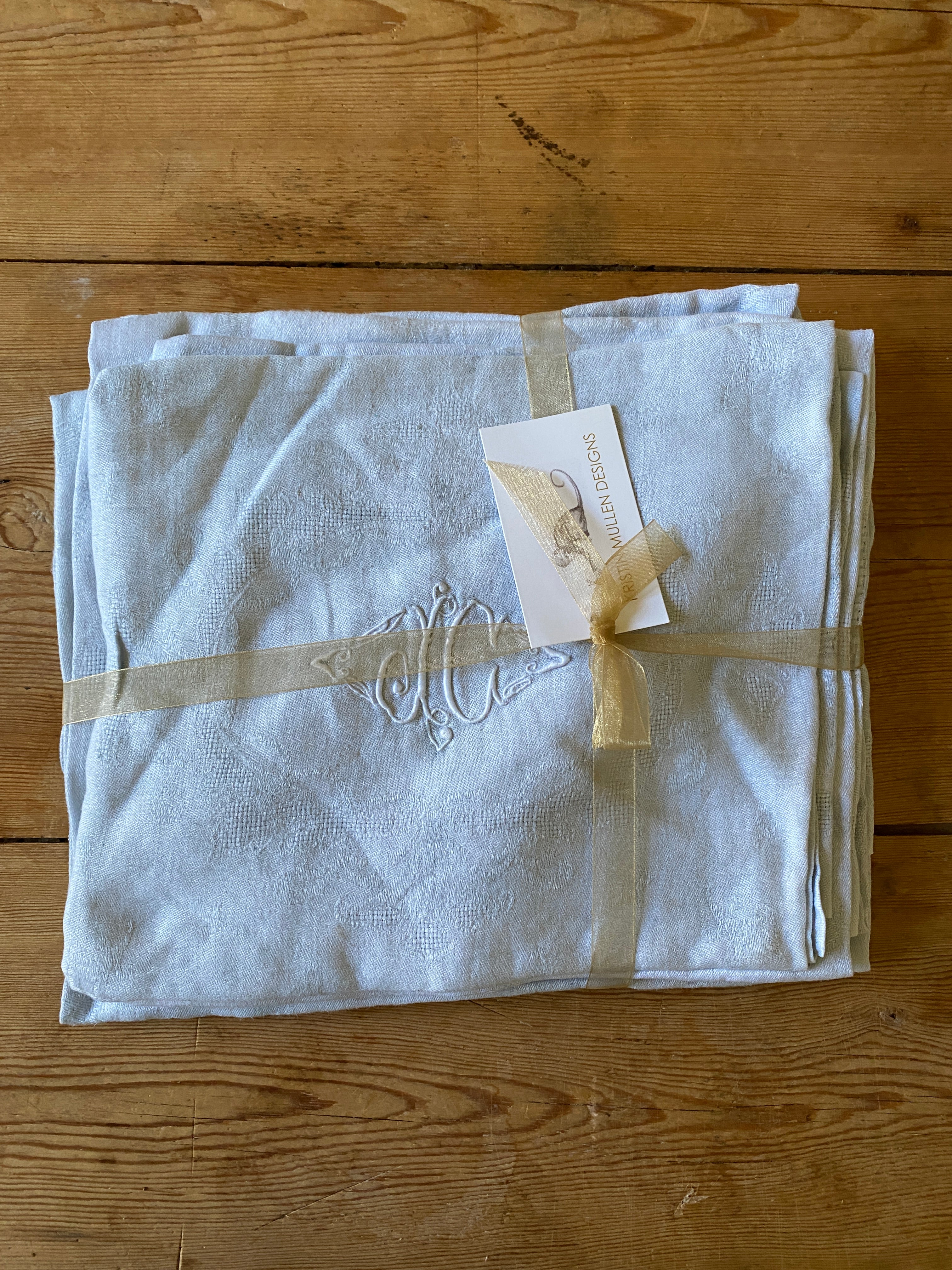 Ensemble de serviettes monogrammées vintage teintes à la main