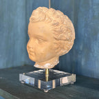 Fragment de buste antique en terre cuite française monté sur socle en acrylique